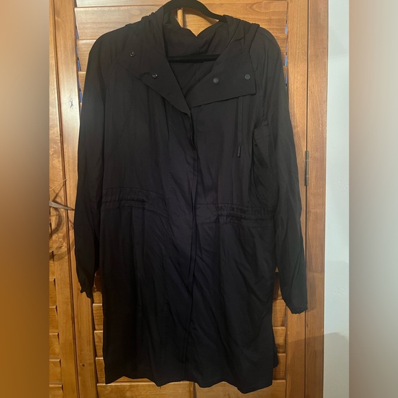 Lululemon City Stroll Trench Coat Sz 8 - Picture 6 of 9